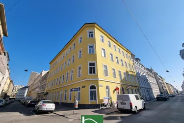 Expose Über den Dächern Wiens – Prachtvoller Dachgeschossausbau mit gehobener Ausstattung – Nähe Simmeringer Hauptstraße