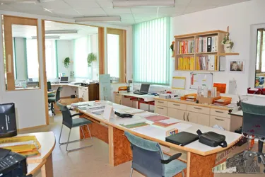 Sehr gut gelegenes Büro und Geschäftslokal