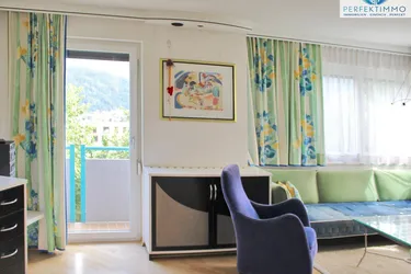 Sonnige 3-Zimmer-Wohnung mit Garage und Abstellplatz