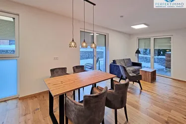 Niedrigenergiehaus mit 3 Abstellplätzen zum Erstbezug