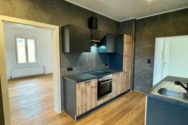 Großzügige 3 Zimmer Wohnungen im 4 Parteienhaus