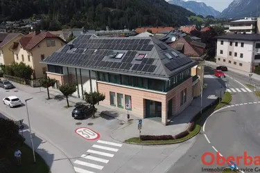 Geschäftshaus in Zentrum von Bischofshofen