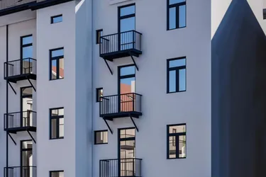 Saniertes Zinshaus, voll vermietet mit Möglichkeit Ausbau Dachgeschoss