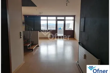 Expose Große, zentral gelegene Wohnung mit 2 großen Terrassen und einem Balkon
