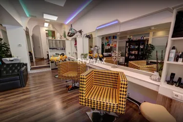 Bad Ischl: Lokalanteil in Bestlage zur Pacht. CoWorking gemeinsm mehr Umsätze