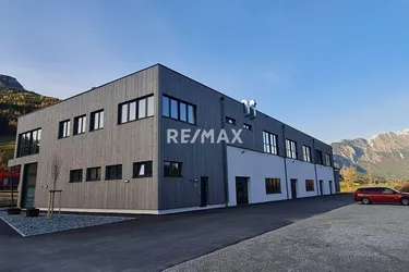Lager 10 in einem neu errichteten Komplex im Gewerbepark Gröbming