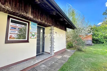 NEUER PREIS!! Renovierte Bungalowhälfte mit privatem Garten in der Sonnenalm