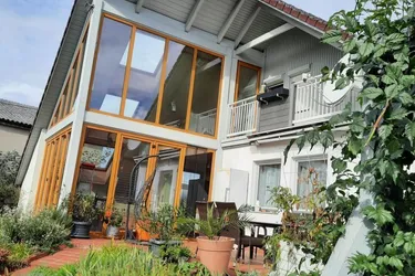 Expose "Einfamilienhaus auf Eigengrund mit Garage"