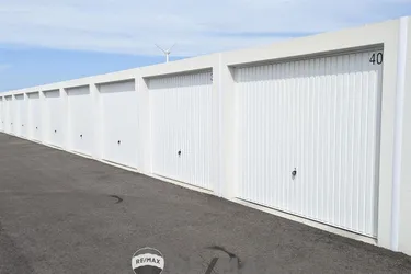 "Garagenplätze nahe Brünnerstraße"