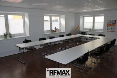 "Bürogebäude Zentrum Mödling!"