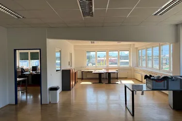 Praktisches Büro im Industriegebiet Wals-Siezenheim