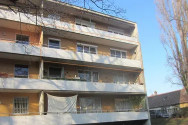 Traumhafte 2-Zimmer-Wohnung in Baden: Südloggia und Einbauküche!
