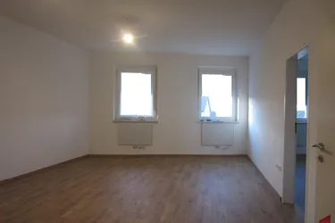 Moderne 2 Zimmer - Wohnung Erstbezug nach Generalsanierung !