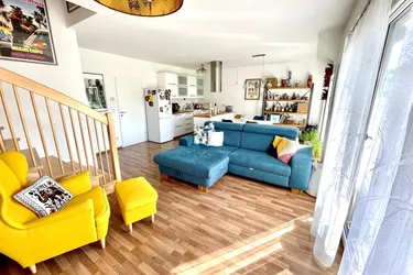 Gablitz/Zentrum - 96m² sonnige Maisonettewohnung mit Balkon und 2 Dachterrassen *all in*