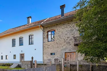 Land &amp; Gut: Leben im Einklang. Mühlviertler Granitstein-Hof.