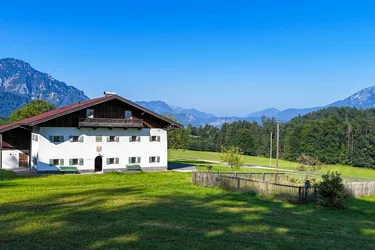 Land &amp; Gut: Historischer &amp; renovierter Erbhof in Alleinlage