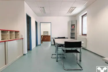 Barrierefreiheit trifft auf Komfort! Büro/Ordination in zentraler Lage