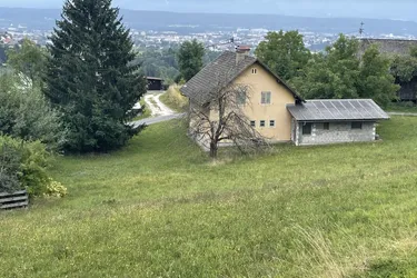 Expose Rarität! Grundstück mit sanierungsbedürftigen Haus in absoluter Toplage, Villach