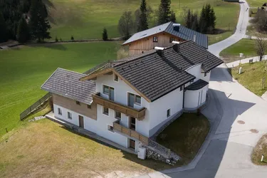STEINBERG AM ROFAN - Exklusives Wohnjuwel mit Einliegerwohnung (Freizeitwohnsitz), traumhaftem Garten und eigenem Weinkeller zum Verkauf
