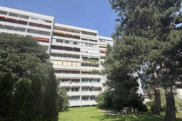 JENBACH - Sonnige, modernisierte 3 Zi.-Wohnung mit westseitiger Loggia zum Verkauf