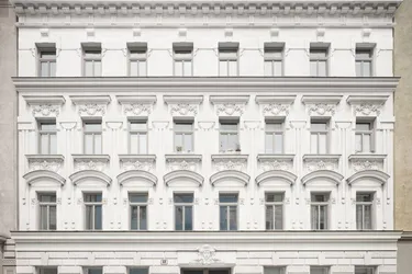 IM HERZEN DER ZEIT - charmante 3-Zimmer-Wohnung mit geschützter Terrasse - PROVISIONSFREI