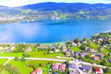 Unschlagbar ! Baugrundstück mit Baugenehmigung in Mondsee