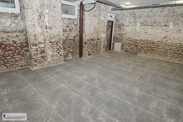 135 m² WERKSTATT für Vereine , Clubs und gute Idee zu haben