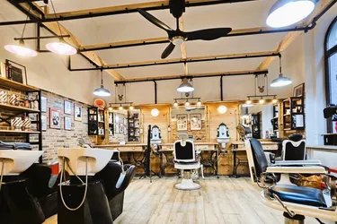 Mariahilfer Straße: Barber - Salon zu übergeben