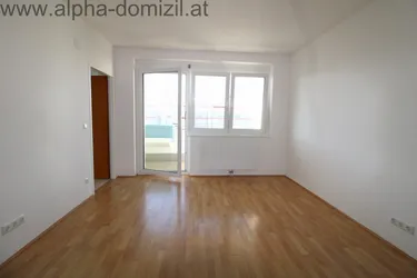 Sportler und Anleger! Wohnung mit Loggia und Parkplatz