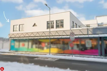 Großzügiger Raum mit flexiblen Nutzungsmöglichkeiten