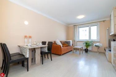 Schwechat - 2 Zimmer Mietwohnung nahe dem Felmayergarten