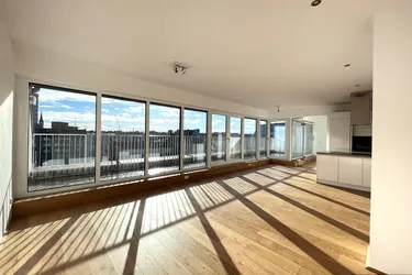 Traumhafte Dachgeschoss-Maisonette-Wohnung mit Panoramablick – Wohnen auf höchstem Niveau!