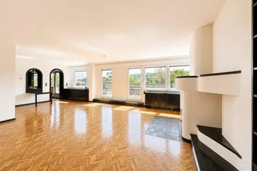 Dachgeschosswohnung mit traumhafter Naturkulisse I Südwest-Terrasse I Doppelgarage