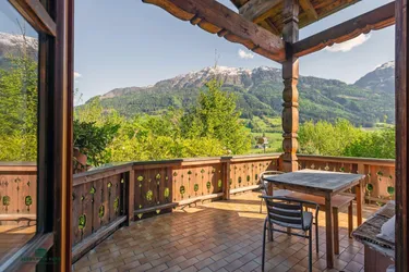 Landhaus in idyllischer Lage im Salzachtal