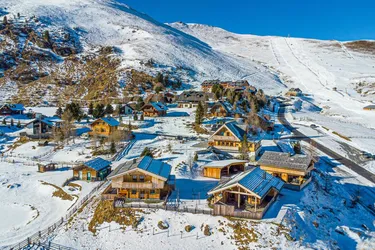 Neuwertiges Chalet Dorf mit Alm-Gasthof in bester Lage am Falkert - direkt neben der "Heidi-Alm"