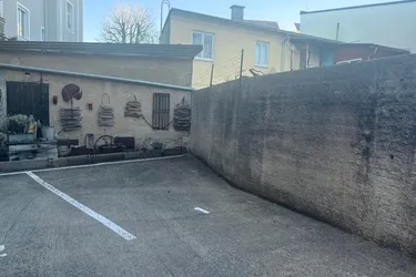 Expose Parkplatz in Schallmoos