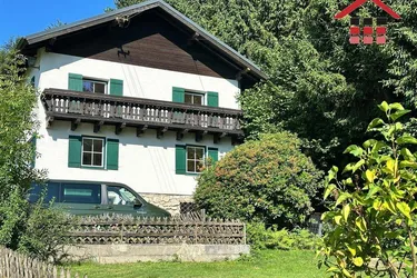 ID 977 Wohnhaus am Waldrand in Ruhelage mit Gebirgsblick