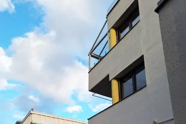 Kleines, nettes Büro mit Balkon
