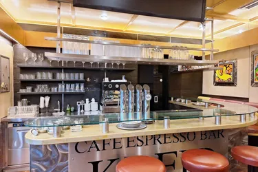 Café/ Tagesbar