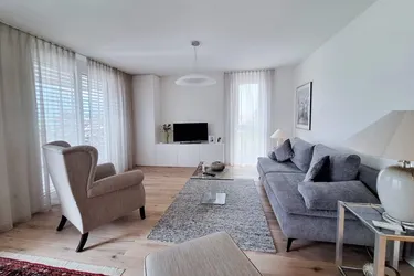 Design Wohntraum mit großer Terrasse