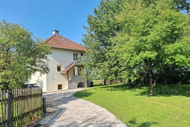 Entzückendes Einfamilienhaus mit Gartenparadies!