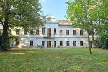 Das Geheimnis eines Erfolges - Landhaus mit Park