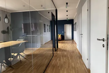 Wals: Hochwertiges Büro / Praxis mit ca. 198 m²