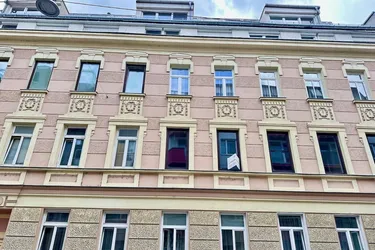 Zentral, ruhig und großzügig – 4-Zimmer-Altbauwohnung nahe Bahnhof Floridsdorf