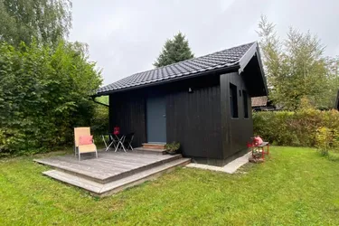 Idyllische SEEHÜTTE, Erstbezug, am Mattsee!