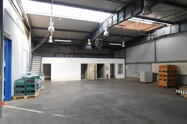 Lagerhalle mit aktuell 6 % Rendite voll vermietet erweiterbar auf zusätzlich ca. 680m²
