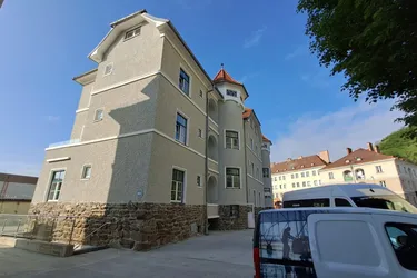 Abstellplätze zu vermieten bei der Donau Universität
