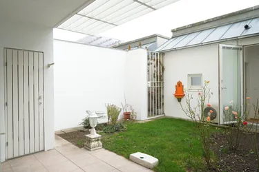 Expose Schöne 4 Zimmer-Wohnung mit Atriumgarten
