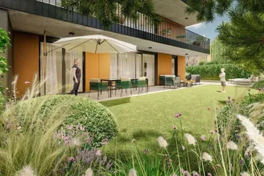 ERSTBEZUG: Exklusives Garten-Domizil mit Privatpool - Freiraum: LUXUS der NEUZEIT.