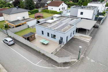 "Heute OPEN HOUSE" großzügiger Neuwertiger Bungalow, Barrierefrei mit vielen Extras